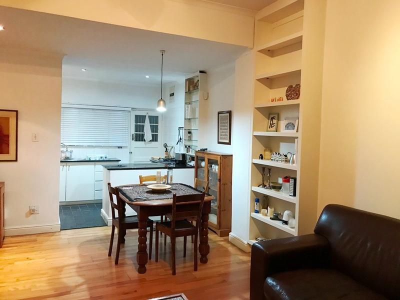 To Let 1 Bedroom Property for Rent in Tamboerskloof Western Cape